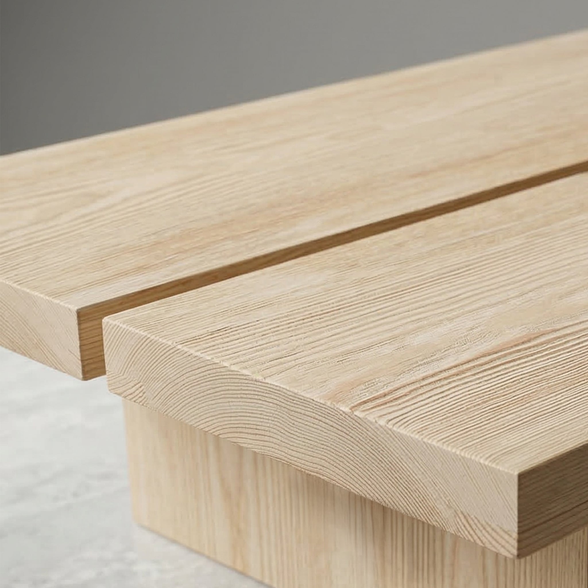 Couchtisch aus Massivholz